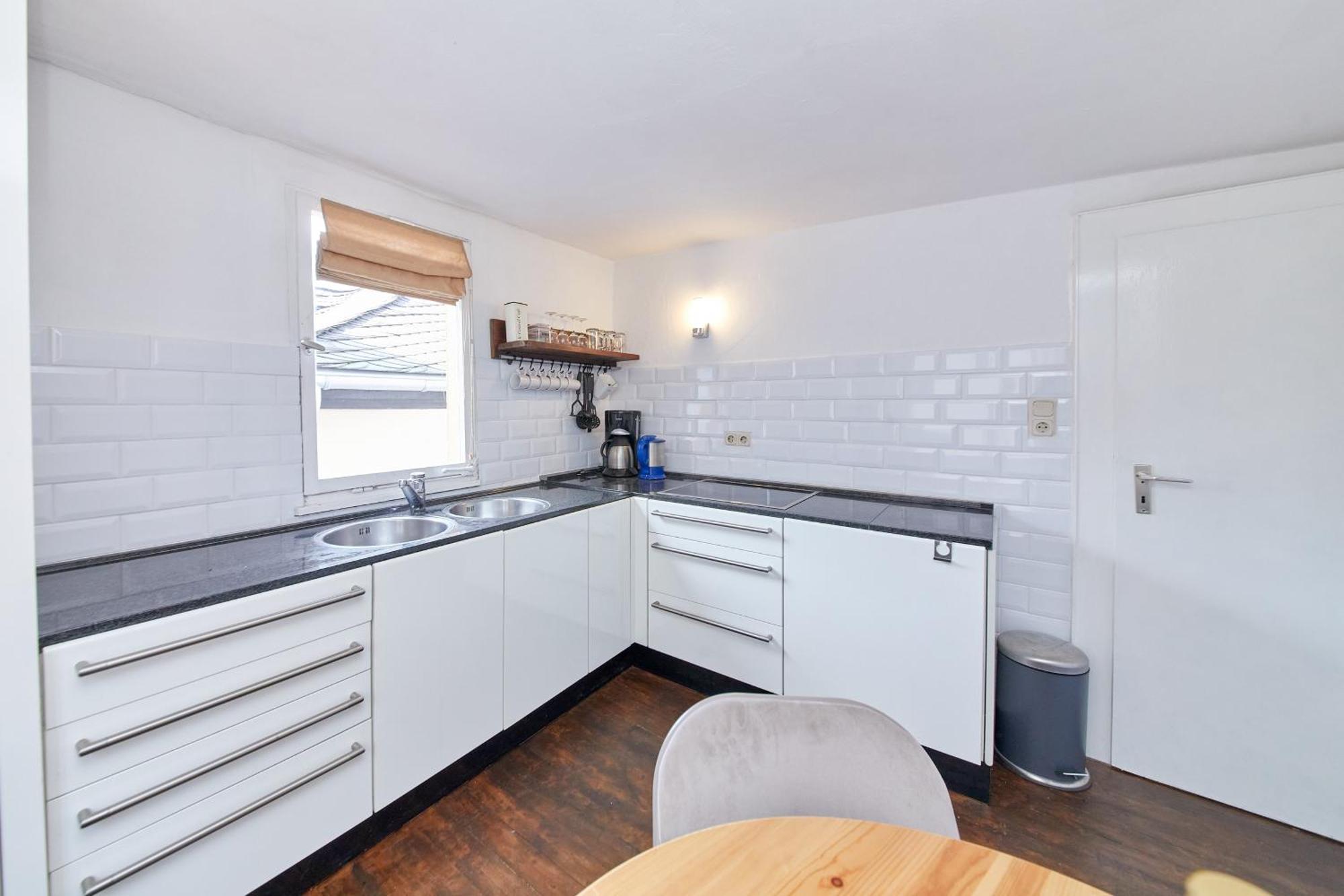 Berntraube Apartment แบร์นคาสเทล-คืสท์ ภายนอก รูปภาพ